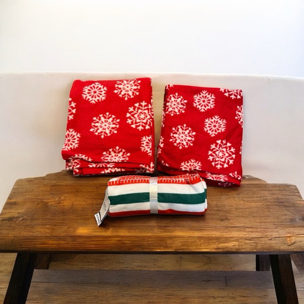 Set of 3 Christmas Themed Throws
